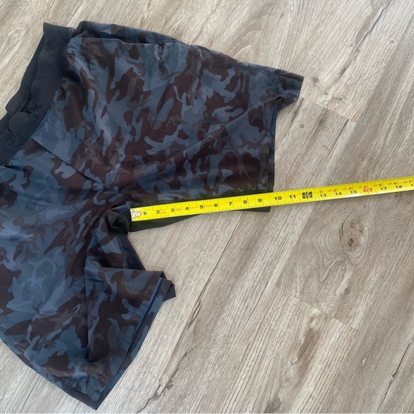 Lululemon Blue and Black camo shorts - Picture 7 of 8